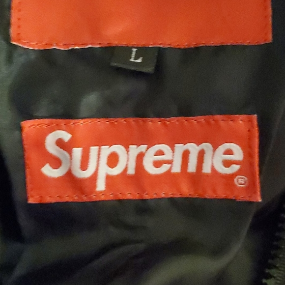 Supreme Northface jacket size large - Picture 3 of 6